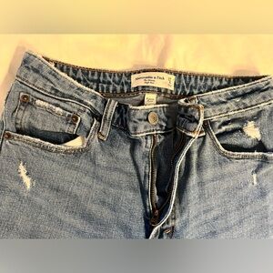 COPY - Abercrombie and Fitch Curvy Love Skinny High Rise Jeans size 27